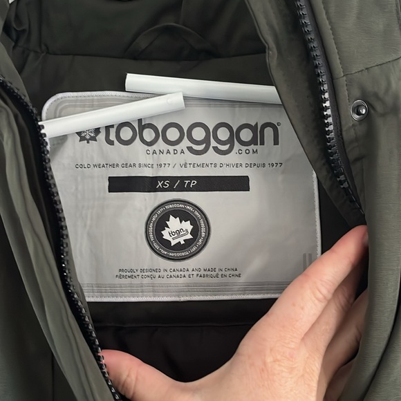 Toboggan women’s winter parka size XS - Picture 2 of 5